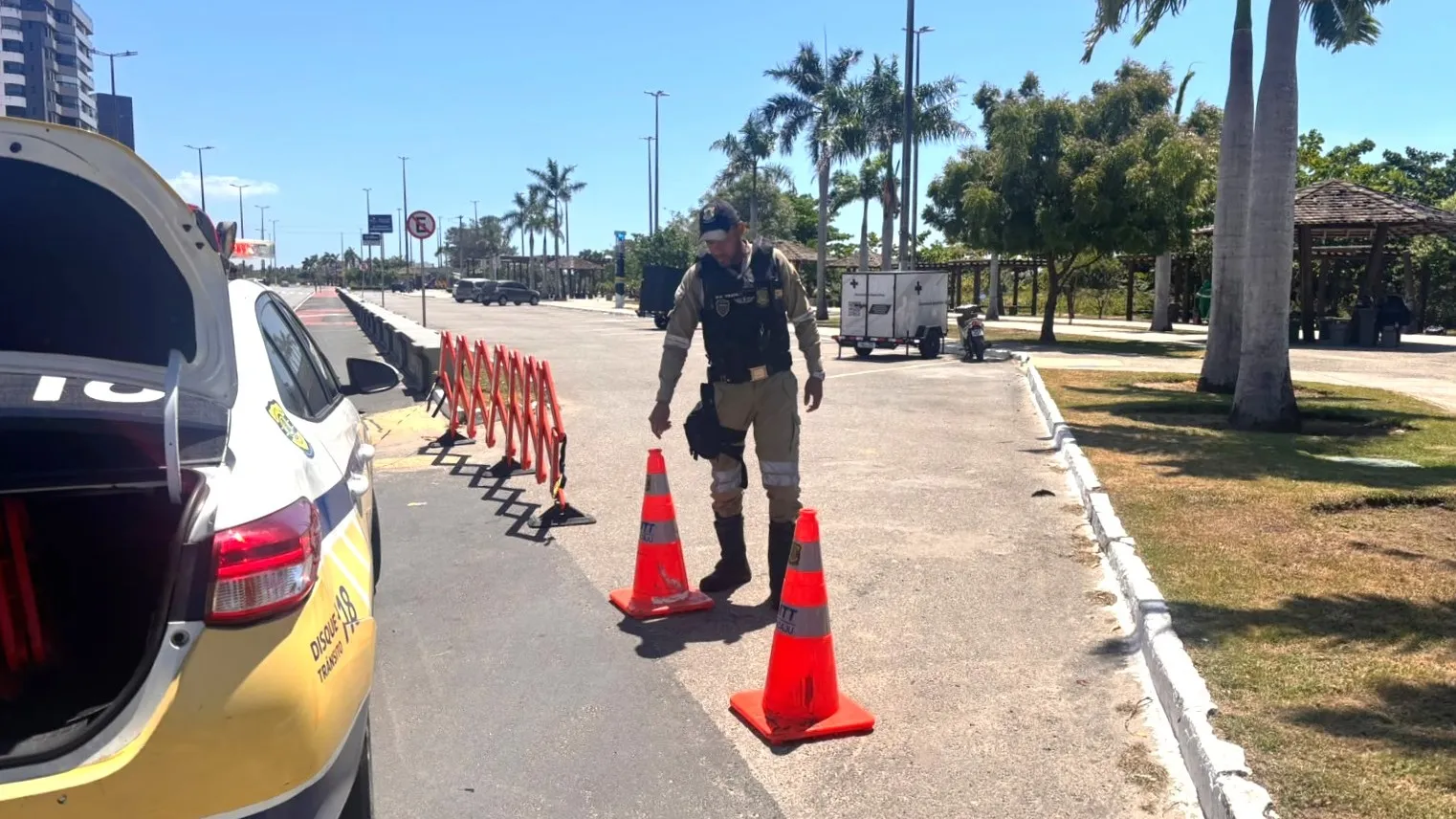A operação da SMTT contará com o efetivo de 14 agentes de trânsito, divididos em sete equipe